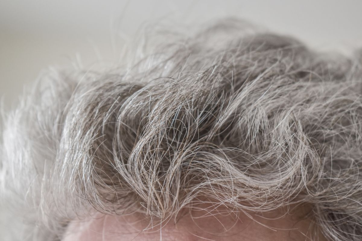Colorez cheveux blancs naturellement